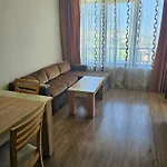 ломбарди-балчик Apartment *