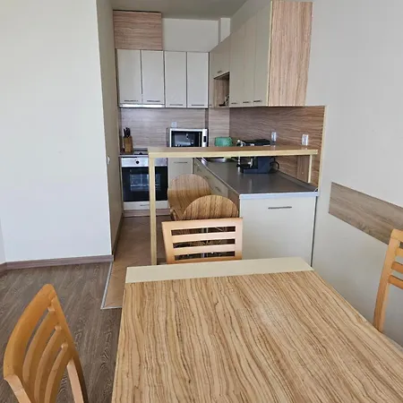 ломбарди-балчик Apartment Balchik